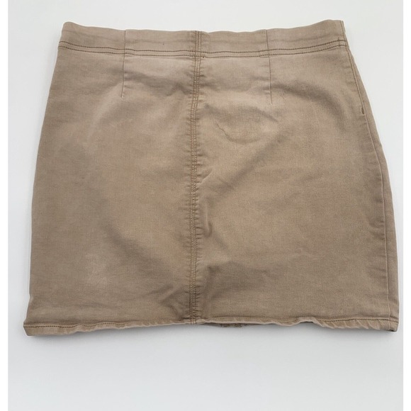 Free People Stretchy Tan‎ Mini Skirt Size Large - Picture 2 of 5